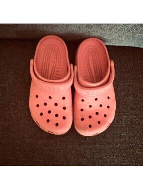 Crocs Kids Size 4 Pink Clogs lightweight Slip-On Strap Summer Water Beach Pool